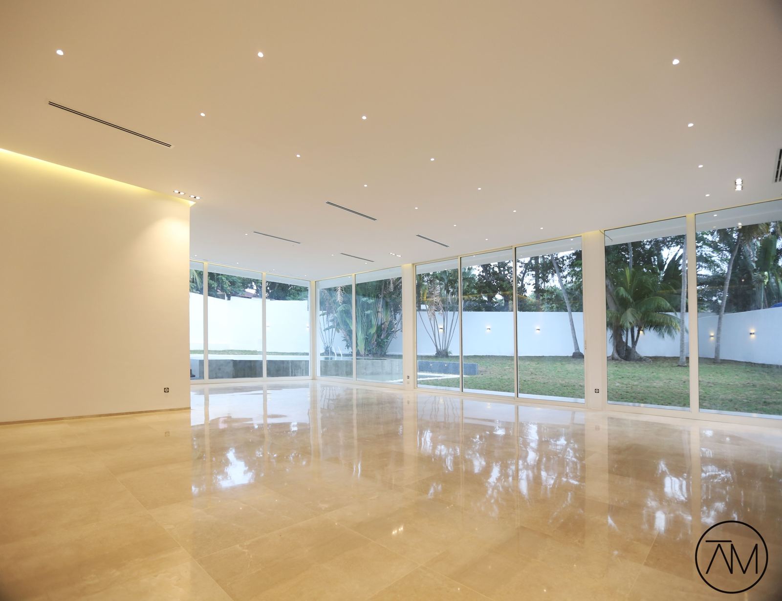 Villa H