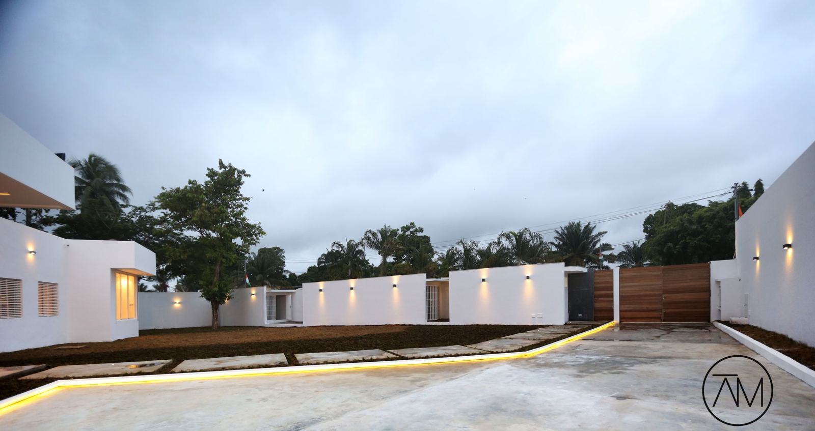Villa H